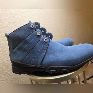 Colen Haan Booties Shoes Water Proof Womens 9.5B Blue Suede